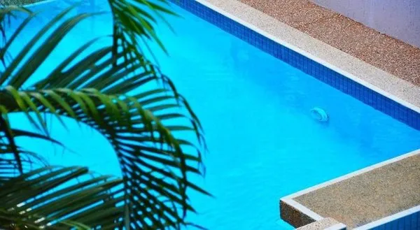 Holiday Apartments Waters Edge The Strand