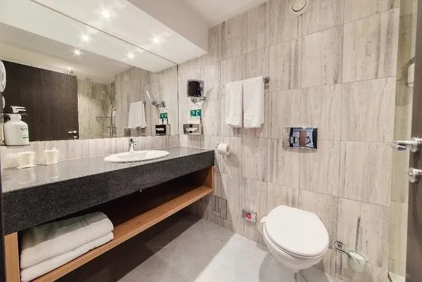 Holiday Inn Bucharest - Times