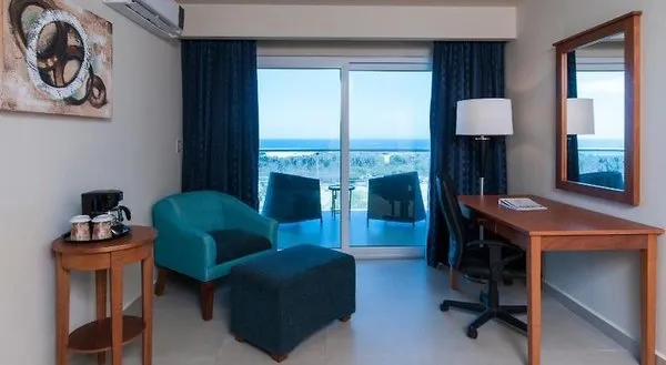Holiday Inn Express Cabo San Lucas