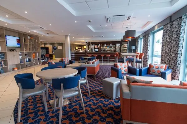 Holiday Inn Express Dunfermline