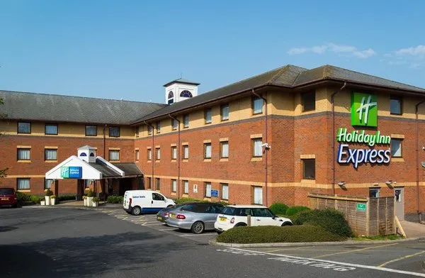 Holiday Inn Express Exeter East