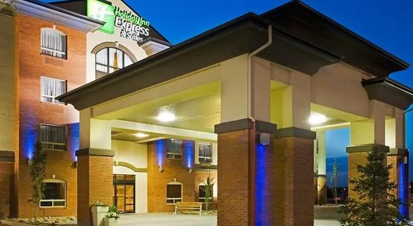 Holiday Inn Express Hotel And Suites Drayton Valley