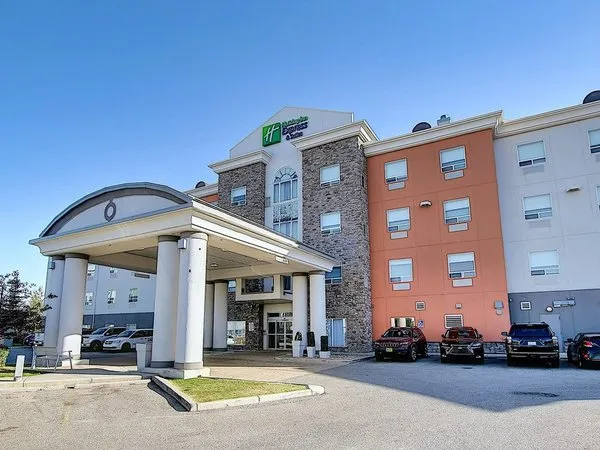 Holiday Inn Express Hotel & Suites Airport - Calgary