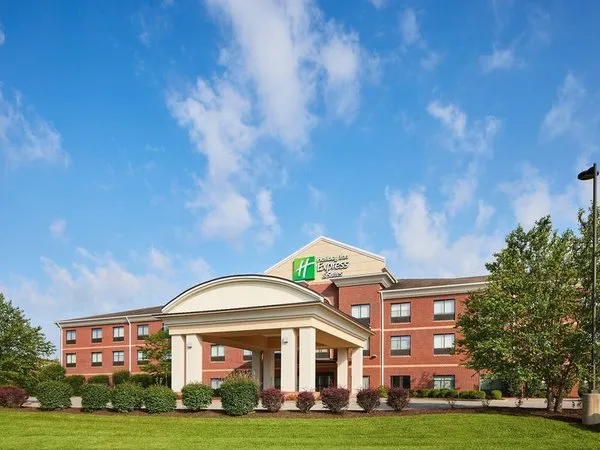 Holiday Inn Express Hotel & Suites Bridgeport