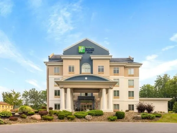 Holiday Inn Express Hotel & Suites Hamburg