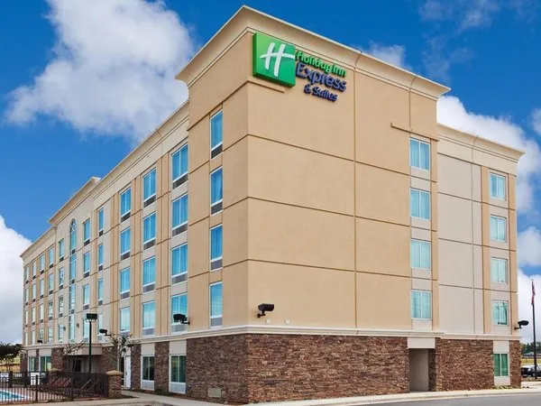 Holiday Inn Express Hotel & Suites Jackson Northeast