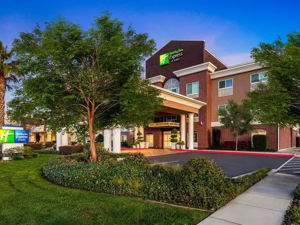 Holiday Inn Express Hotel & Suites Sacramento NE Cal Expo