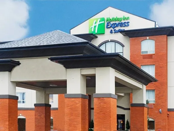 Holiday Inn Express Hotel & Suites Slave Lake