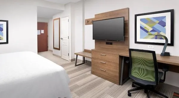 Holiday Inn Express Jacksonville Beach