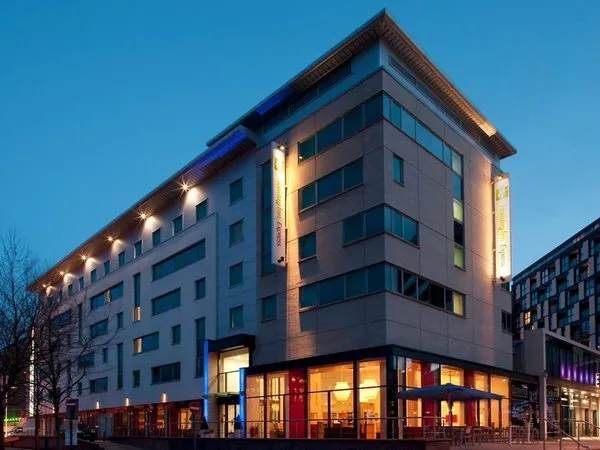 Holiday Inn Express Leeds Armouries