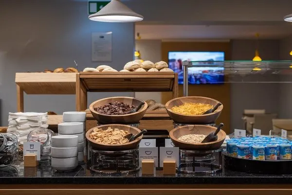 Holiday Inn Express Lisbon Airport