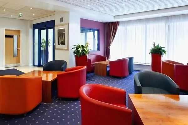 Holiday Inn Express London - Park Royal