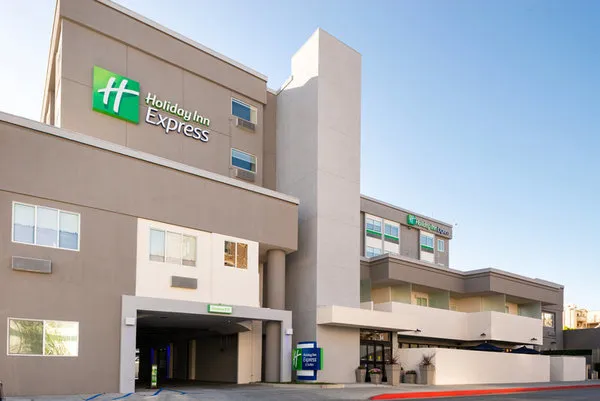 Holiday Inn Express Los Angeles Downtown West