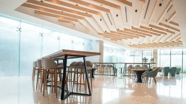 Holiday Inn Express Manila Newport World Resorts