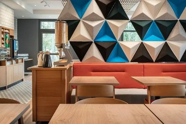 Holiday Inn Express Marne-la-Vallée Val d'Europe