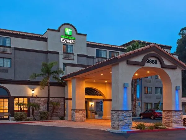 Holiday Inn Express Mira Mesa - San Diego