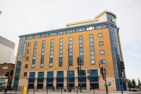 Holiday Inn Express Stratford