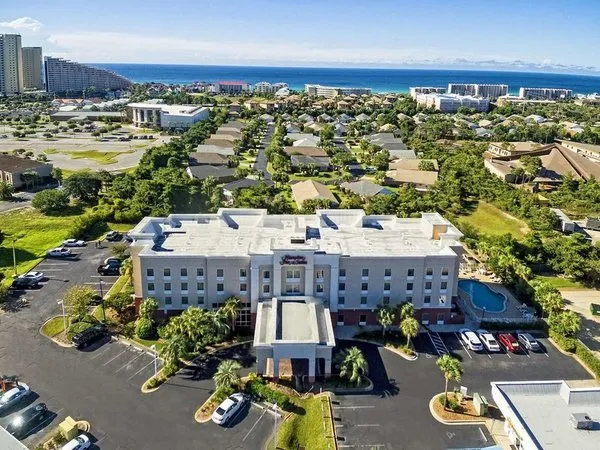 Holiday Inn Express & Sui Destin-Miramar Beach