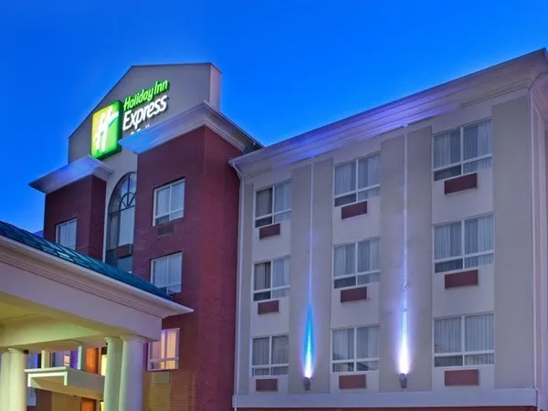 Holiday Inn Express & Suites
