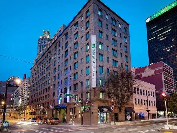 Holiday Inn Express & Suites Atlanta Downtown