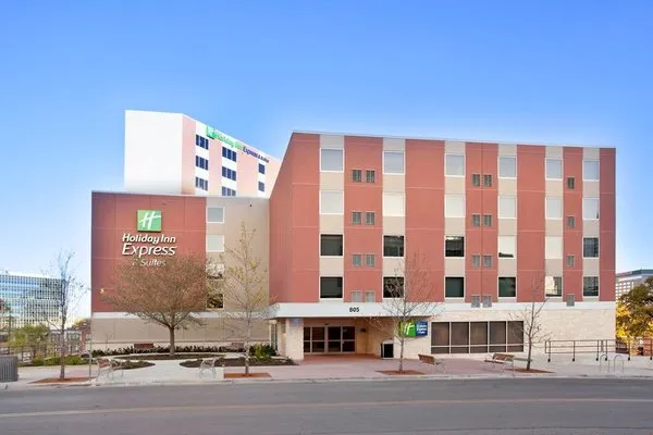 Holiday Inn Express & Suites Austin Downtown - University