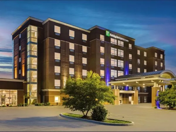Holiday Inn Express & Suites Cold Lake