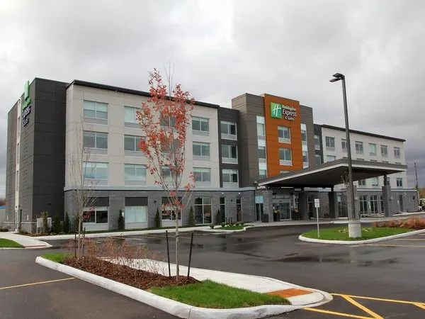 Holiday Inn Express & Suites Collingwood