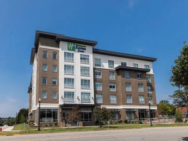 Holiday Inn Express & Suites Columbia Downtown-The Vista