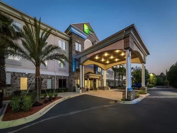 Holiday Inn Express & Suites Jacksonville - Blount Island