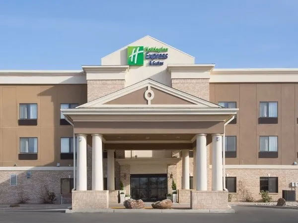 Holiday Inn Express & Suites Las Vegas