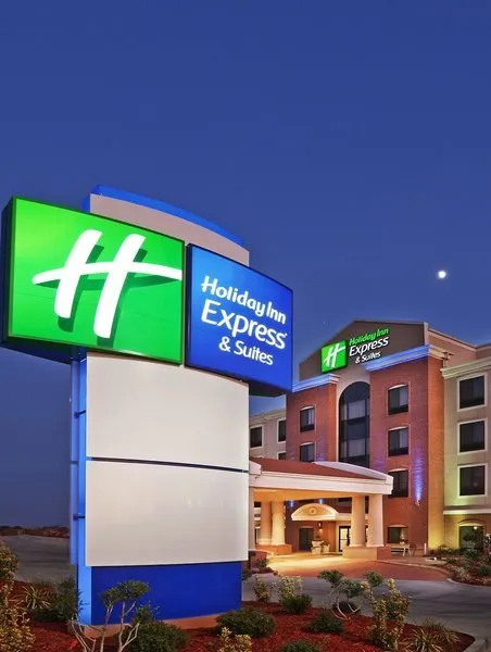 Holiday Inn Express & Suites Oklahoma City West-Yukon