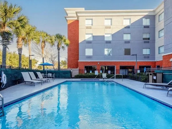 Holiday Inn Express & Suites Orlando-Ocoee East