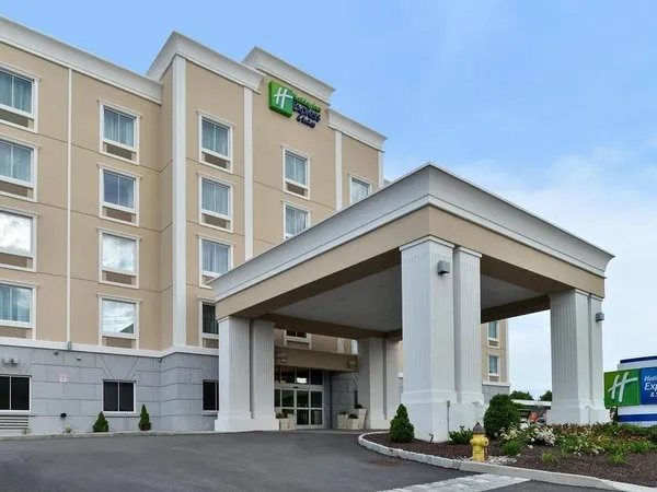 Holiday Inn Express & Suites Peekskill-Lower Hudson Valley