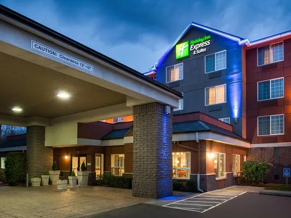 Holiday Inn Express & Suites Portland Jantzen Beach