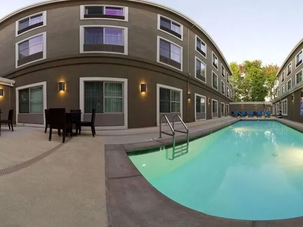 Holiday Inn Express & Suites Santa Cruz