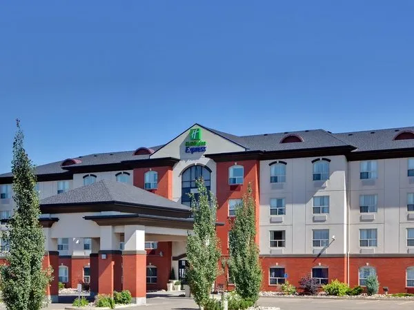 Holiday Inn Express & Suites Sherwood Park-Edmonton Area
