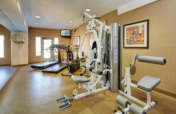 Holiday Inn Express & Suites Sorrento Valley