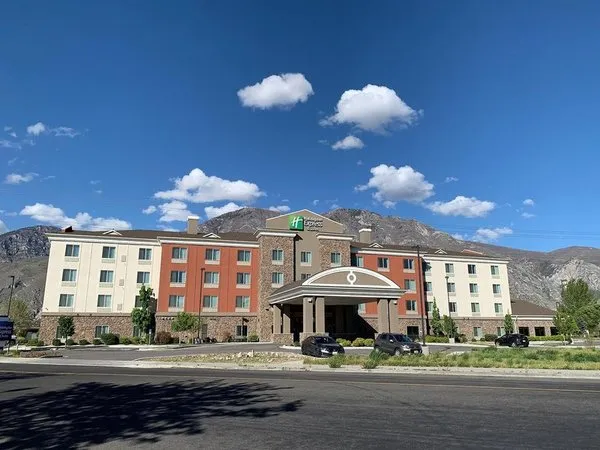 Holiday Inn Express & Suites Springville-South Provo Area