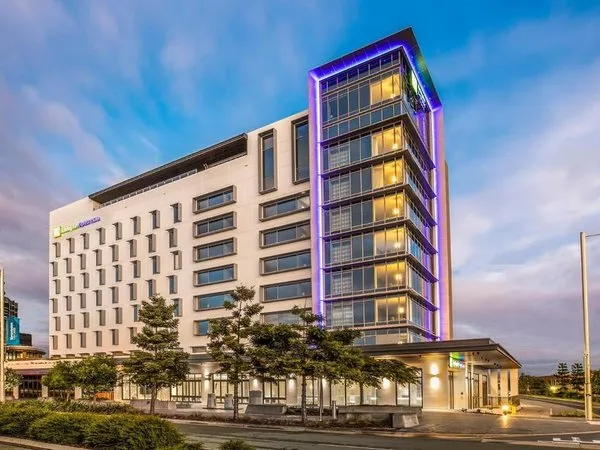 Holiday Inn Express & Suites Sunshine Coast, An Ihg Hotel