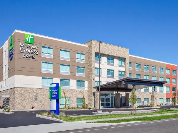 Holiday Inn Express & Suites Union Gap