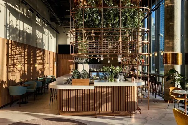 Holiday Inn Express Warsaw - The HUB