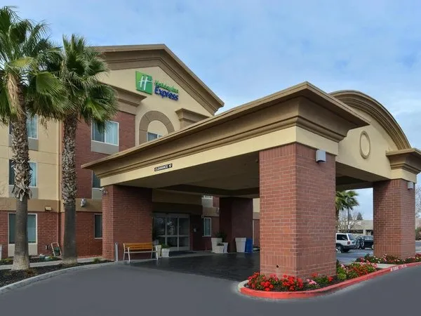 Holiday Inn Express Woodland
