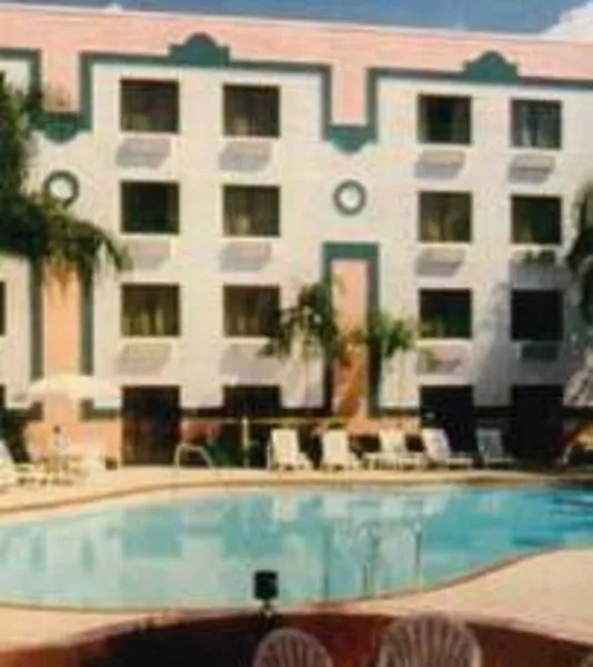 Holiday Inn Fort Myers-Downtown Area