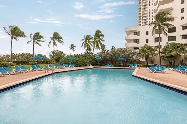 Holiday Inn Miami Beach Oceanfront