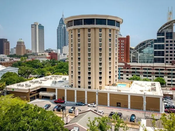 Holiday Inn Mobile - Downtown/Historic District