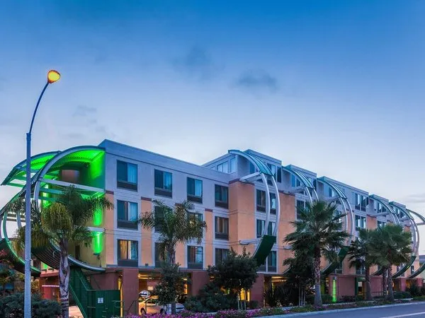 Holiday Inn Oceanside Camp Pendleton Area