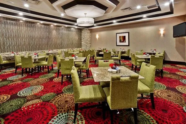 Holiday Inn & Suites Chicago Northwest Elgin