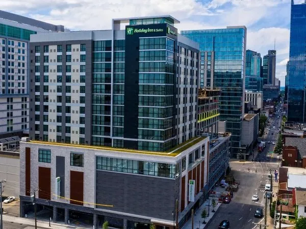 Holiday Inn & Suites Nashville Downtown Broadway By Ihg
