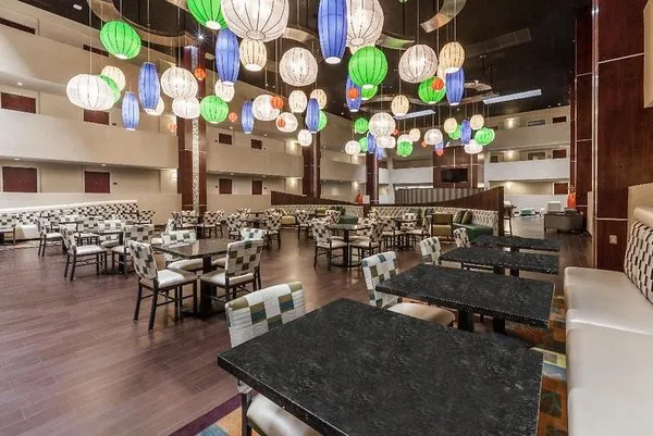 Holiday Inn & Suites Oklahoma City North