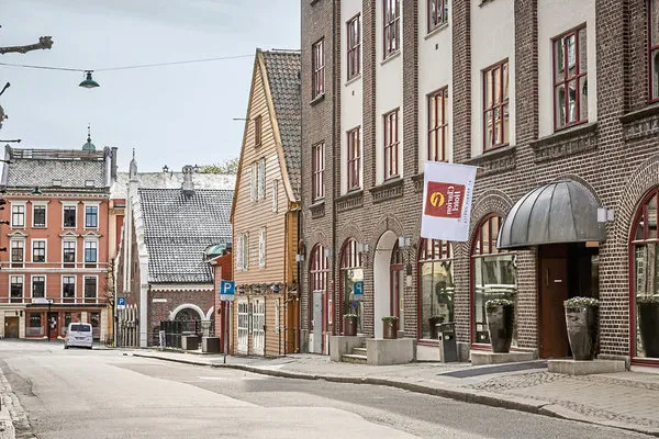 Home Hotel Bryggen